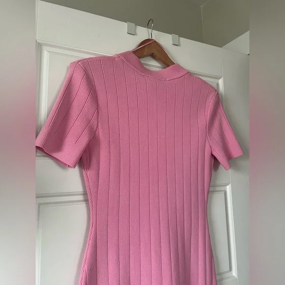 NWT Anthropologie- ENDLESS ROSE Shank Button V Neckline Knit Mini Dress. Size M. - Picture 11 of 15